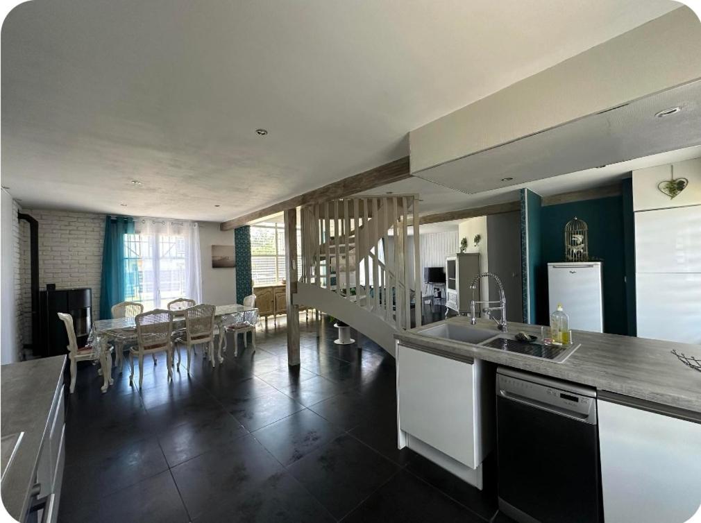 Charmante Maison Comme Chez Soi Saint-Amand-sur-Fion Экстерьер фото